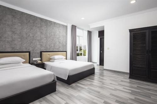 King Grand Boutique Hotel