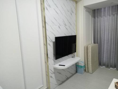 1 Bed Apartment Pollux for Rent