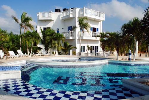 Entrance, Hotel Isla Magica in Covenas