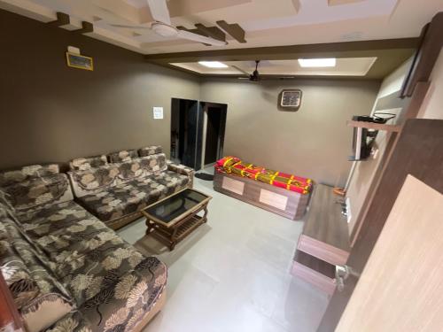 1BHK Fully Furnished with Gas Connection 1