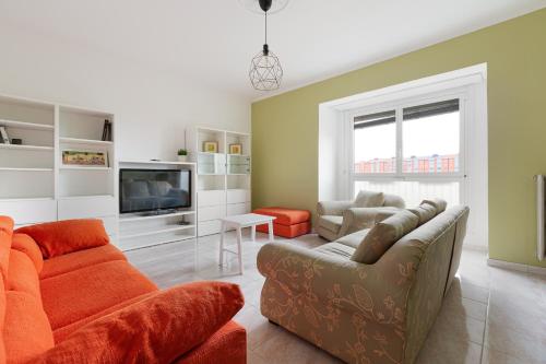 GuestHost - Bonola MM1 Comfy Apartment, Милан