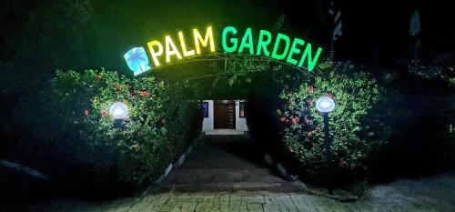 . PALM GARDEN MOTEL