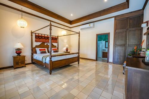 มนต์เมืองเชียงใหม่ รีสอร์ต Monmuang Chiangmai Resort Room Type - Deluxe King Room