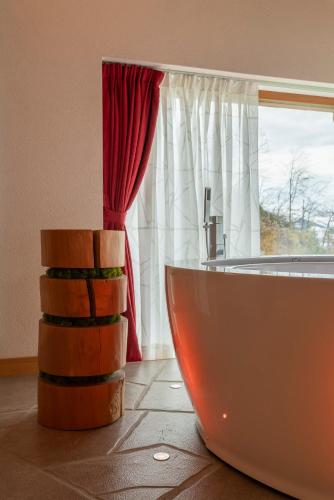 Karstais baseins, Casera Degnona in Chies d'Alpago