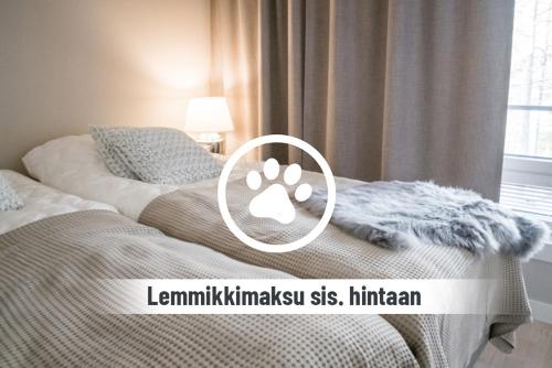 2 bedrooms, 4 beds