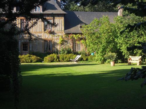 Viesnīcas āriene, LA MAISON DE LALETTE - B&B et Workshop Photo durant la belle saison - in Gruchet-Saint-Simeon (Upper Normandy)