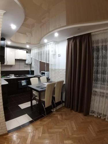 Трикімнатні Апартаменти центр Волі43, Luc'k (foto 3)