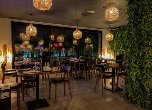 Pub/Ruang Rehat, Seabel Alhambra Beach Golf & Spa Hotel in Port El Kantaoui