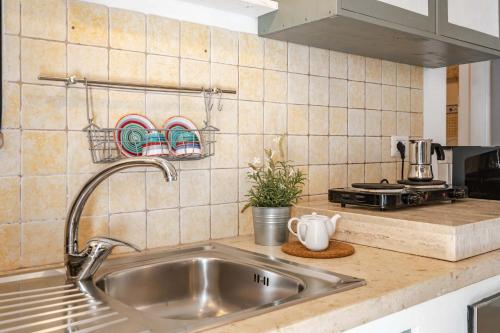 Vico di Ostuni - image 11