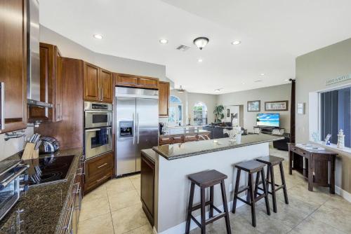 1838 Apataki Court - image 12