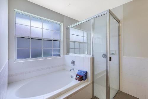 1838 Apataki Court - image 11