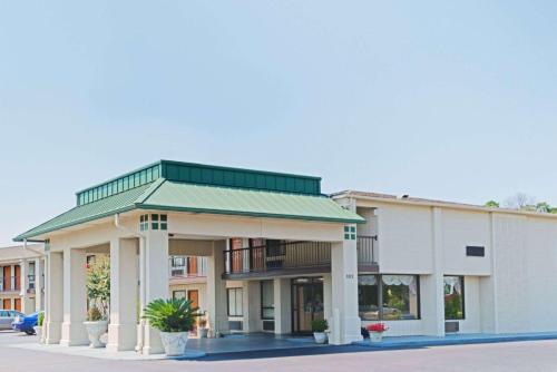 Baymont by Wyndham Troy in Troy, USA