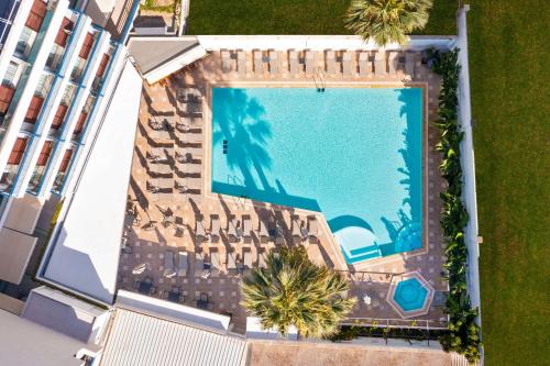 Best Western Plus Hotel Plaza - image 9