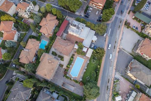 Hotel Gardenia - image 8