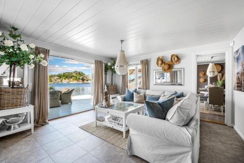 Luxurious Boathouse with Private Dock in the Best Location in Arendal in Arendal