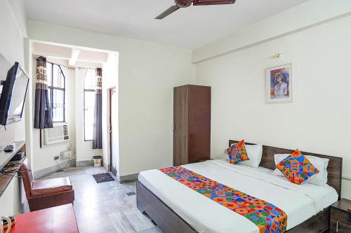 OYO Flagship New Shanti Hotel