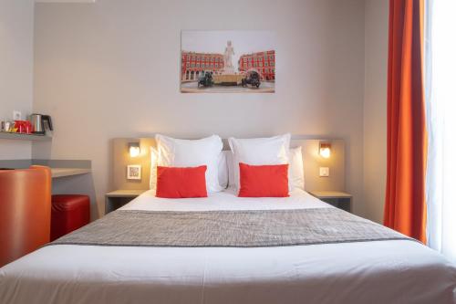 2 twin beds