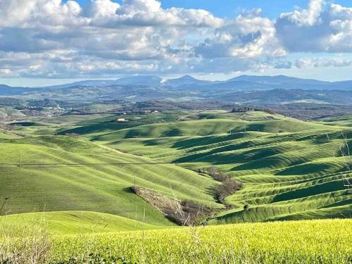 Toscana Amore Mio, stunning view & 14min Volterra