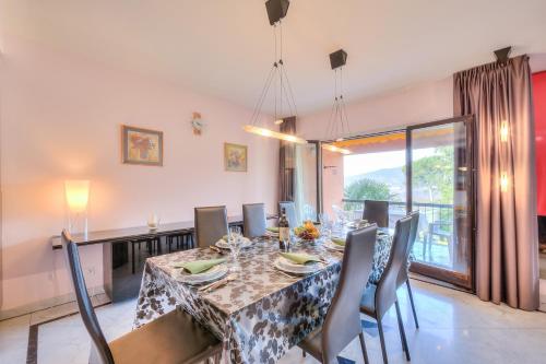 Residenza Borgo Rustico with Pool - Happy Rentals, Pension in Collina dOro