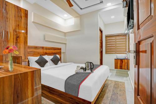 Super Capital O Krishnakripa Executive Stay