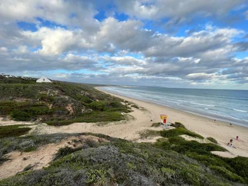 Sea Gem with a stunning view in 博甘斯拜