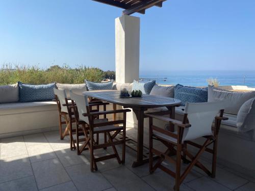 Yannaki beach villa in Kastraki Naxos