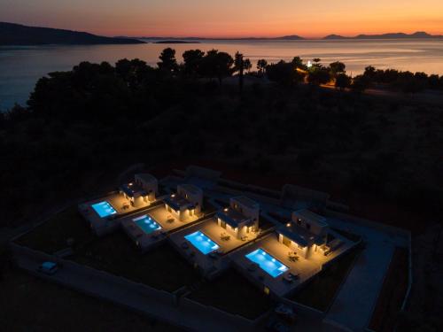 Plataria Sunrise Resort