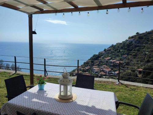 tuin, Casa a picco sul mare 5 terre in Campiglia