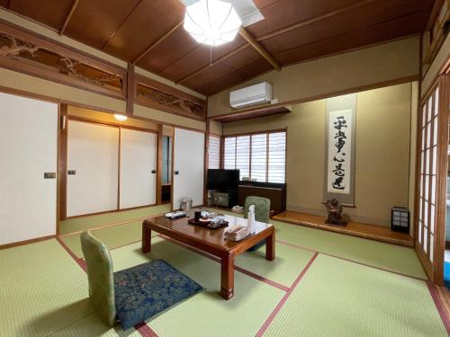 Sakaenoyu Ryokan