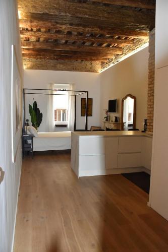 Fontana Luxury Home, Rzym