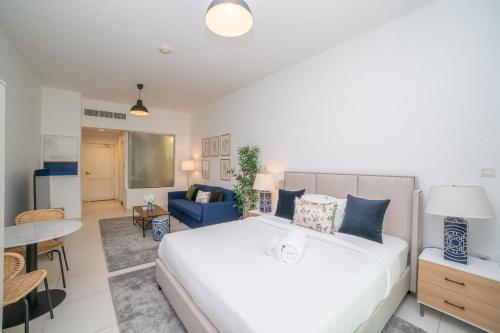 LUXFolio Retreats - Exclusive Apartments in Palm - image 4
