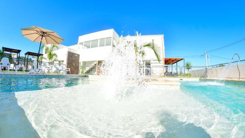Swimming pool, Roseus Hotel Boutique in Concepción