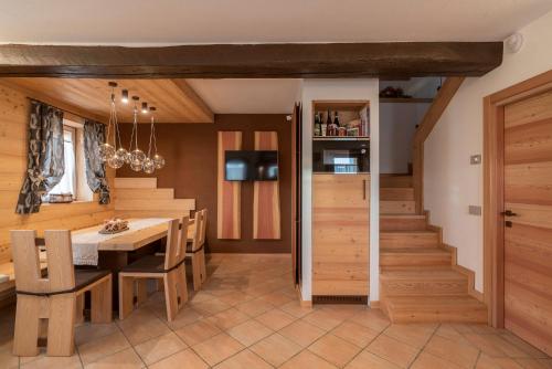 virtuve, Casera Moda Luxury Chalet in Chies d'Alpago