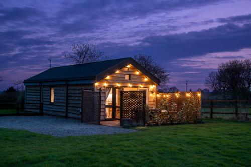 Montana Log Cabin - Ockeridge Rural Retreats