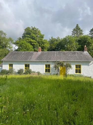 Newly renovated Cottage with private trout fishing set in beautiful wildlife estate