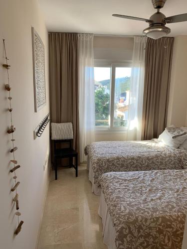Apartment with Sea View image 5