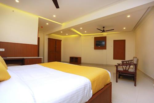 Deluxe Triple Room image 7