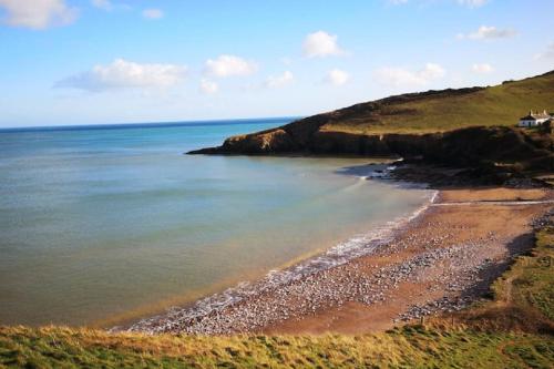 Beautiful, spacious 3 bed Brixham apartment Beautiful, spacious 3 bed Brixham apartment