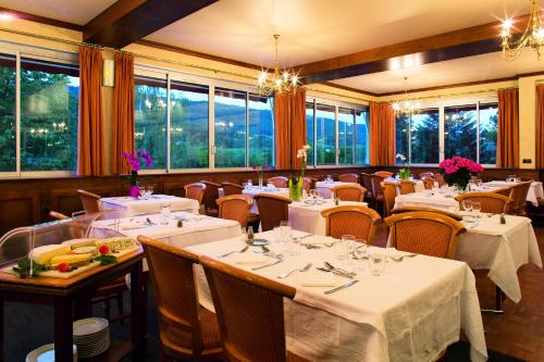 Family Hotel - image 4