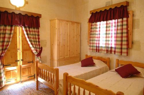 Ta' Sant' Antnin Farmhouse Ta' Sant' Antnin Farmhouse