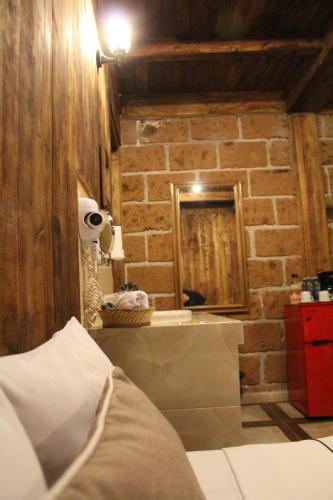 2 bedrooms, 3 beds