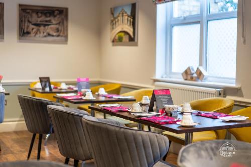 Comida y bebida, Burlington House in Oxford