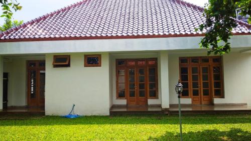 Guest House The Sun Bausasran