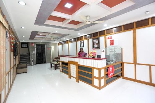 OYO Hotel Saraswathi Residency Near SR Nagar Metro Station