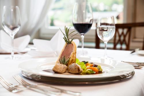 Theresa Wellness-Genießer-Hotel – Zell am Ziller, IL