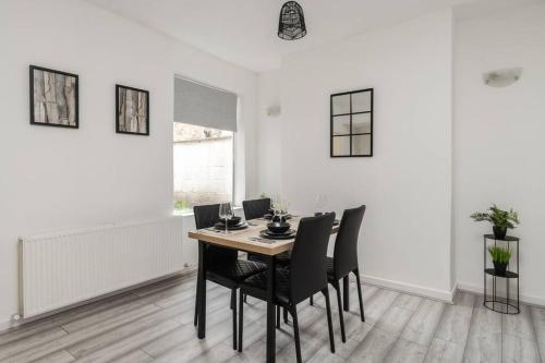 Liverpool 3 bed house (free parking), Liverpool (photo 5)
