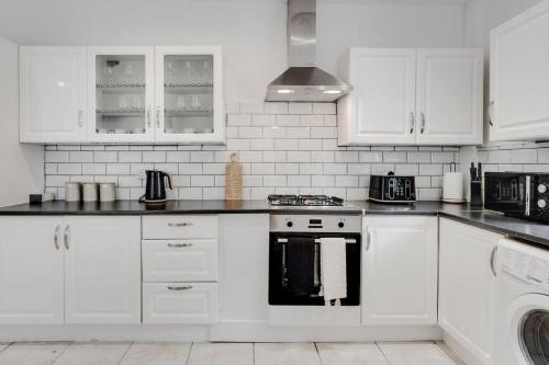 Liverpool 3 bed house (free parking), Liverpool (photo 10)