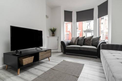 Liverpool 3 bed house (free parking), Liverpool (photo 8)
