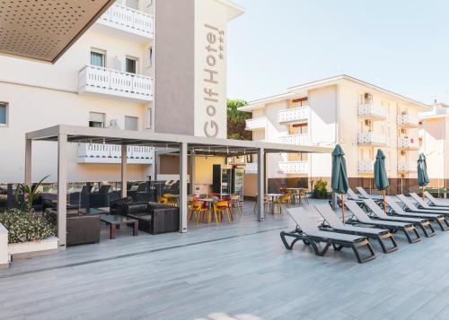 Exterior view, Hotel Golf ***S in Bibione Lido dei Pini