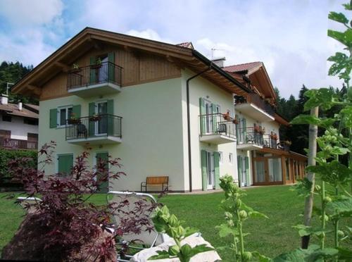 Affittacamere Villa Belfiore - Accommodation - Ronzone